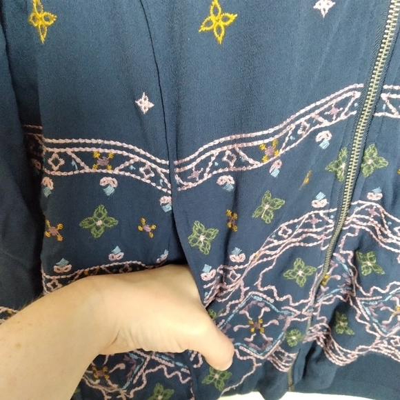 Knox Rose Lightweight Blue and Pink Embroidered Bomber Jacket Size Small - Picture 9 of 12